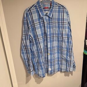 Izod Men's Light Blue and White Checkered Shirt